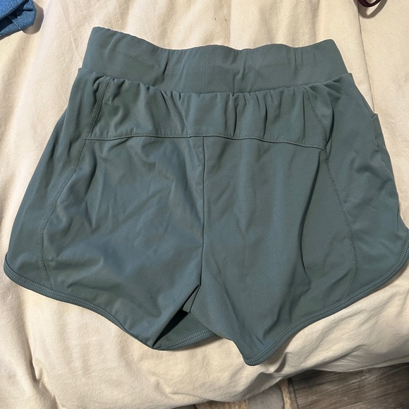 Musesonly Rendezvous Shorts - Picture 3 of 3